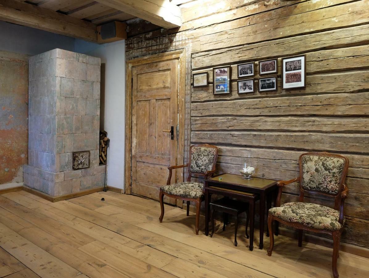 Meke Otel Mustkalni Dış mekan fotoğraf